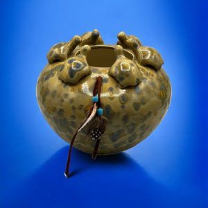 Vintage Whitefeather Studios Majolica 3D Turtles Pottery Vase Planter Feather